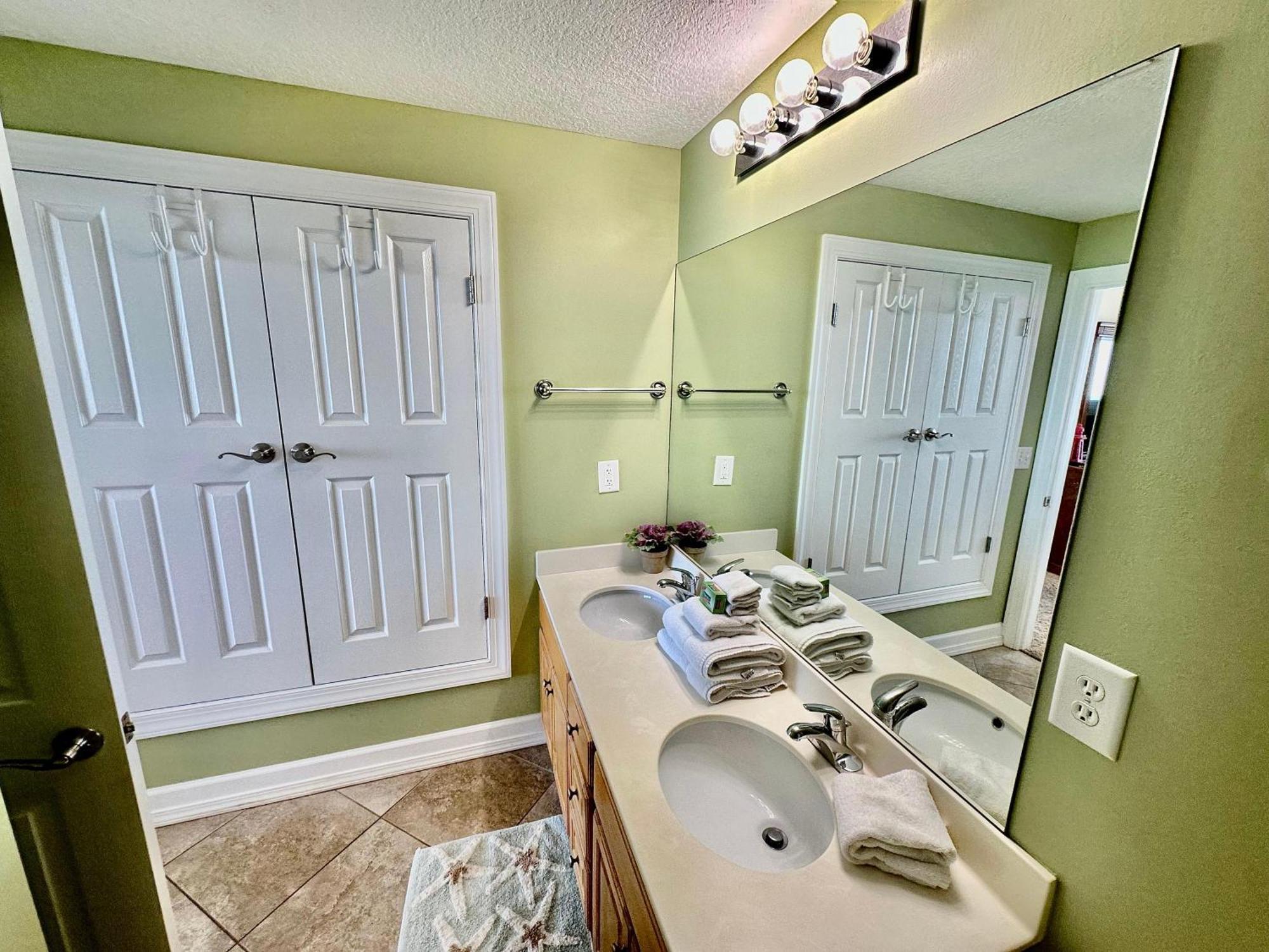 Ocean Reef 703 Holiday home