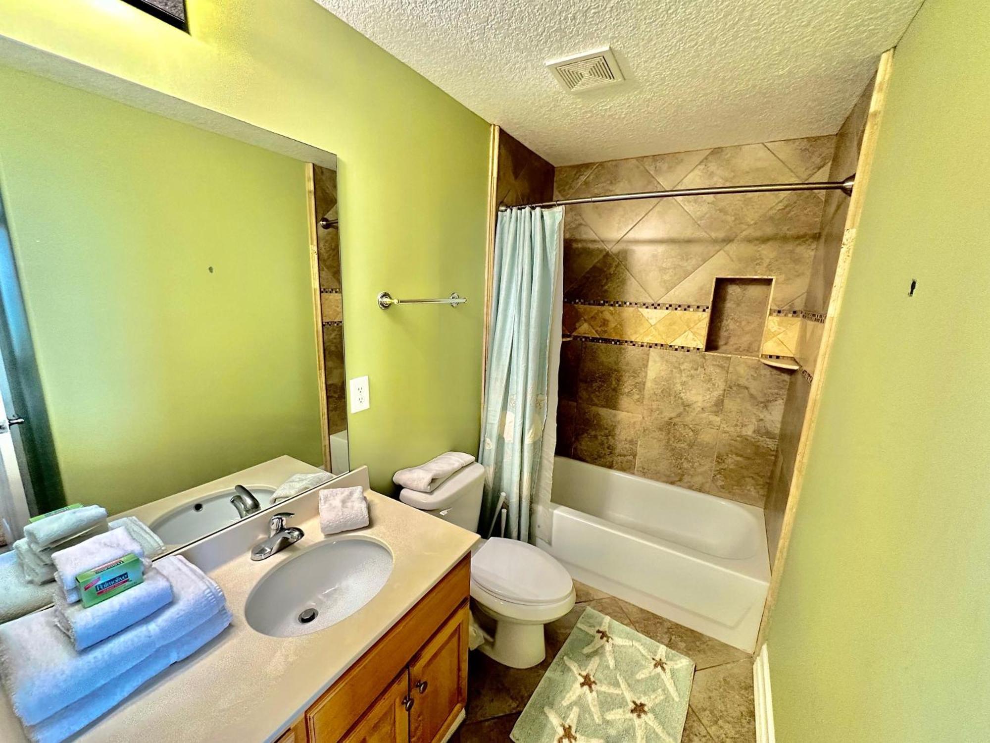 Ocean Reef 703 *
